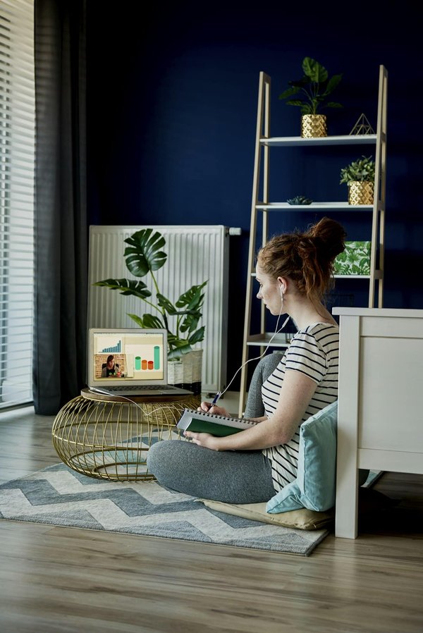 Génération d'images par IA : caractéristiques, avantages et applications